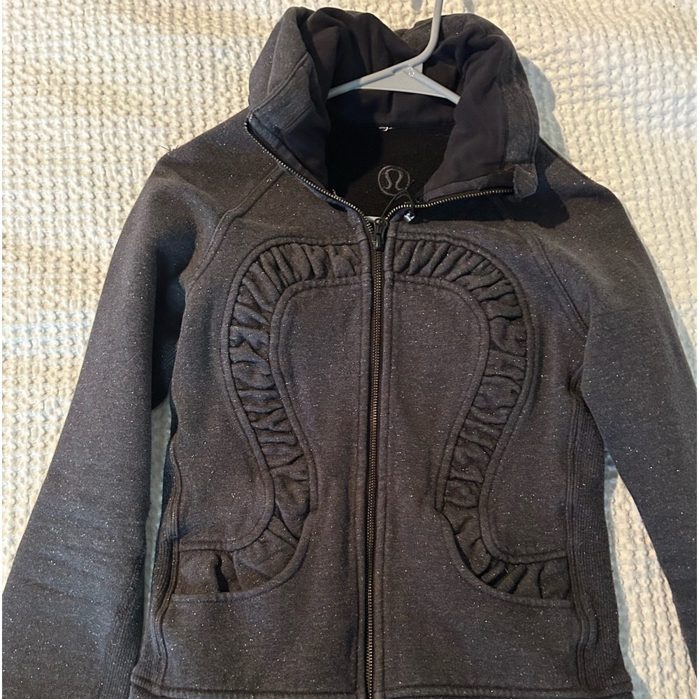 Lululemon (Scuba?) Hoodie, size 6
